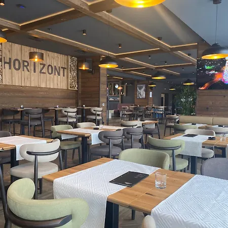 Sky View Apartment *